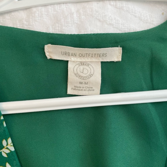 UO tie front top - Picture 3 of 3